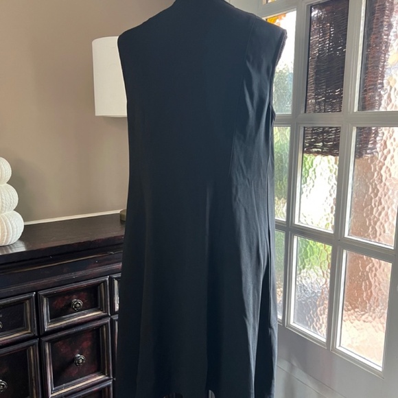 BCBGMAXAZRIA | Solid Black Tux Knee Length Sleeveless Dress Size S - 0101 - Picture 3 of 4